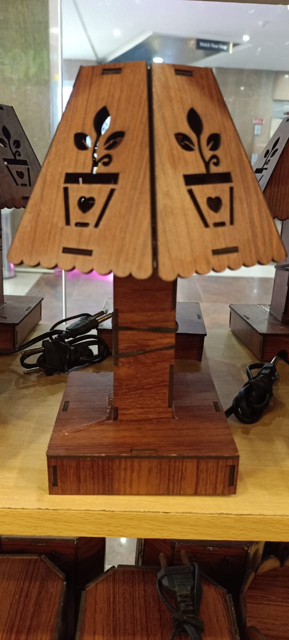 Unique Design Leaser Cutting Wooden Light Lamps